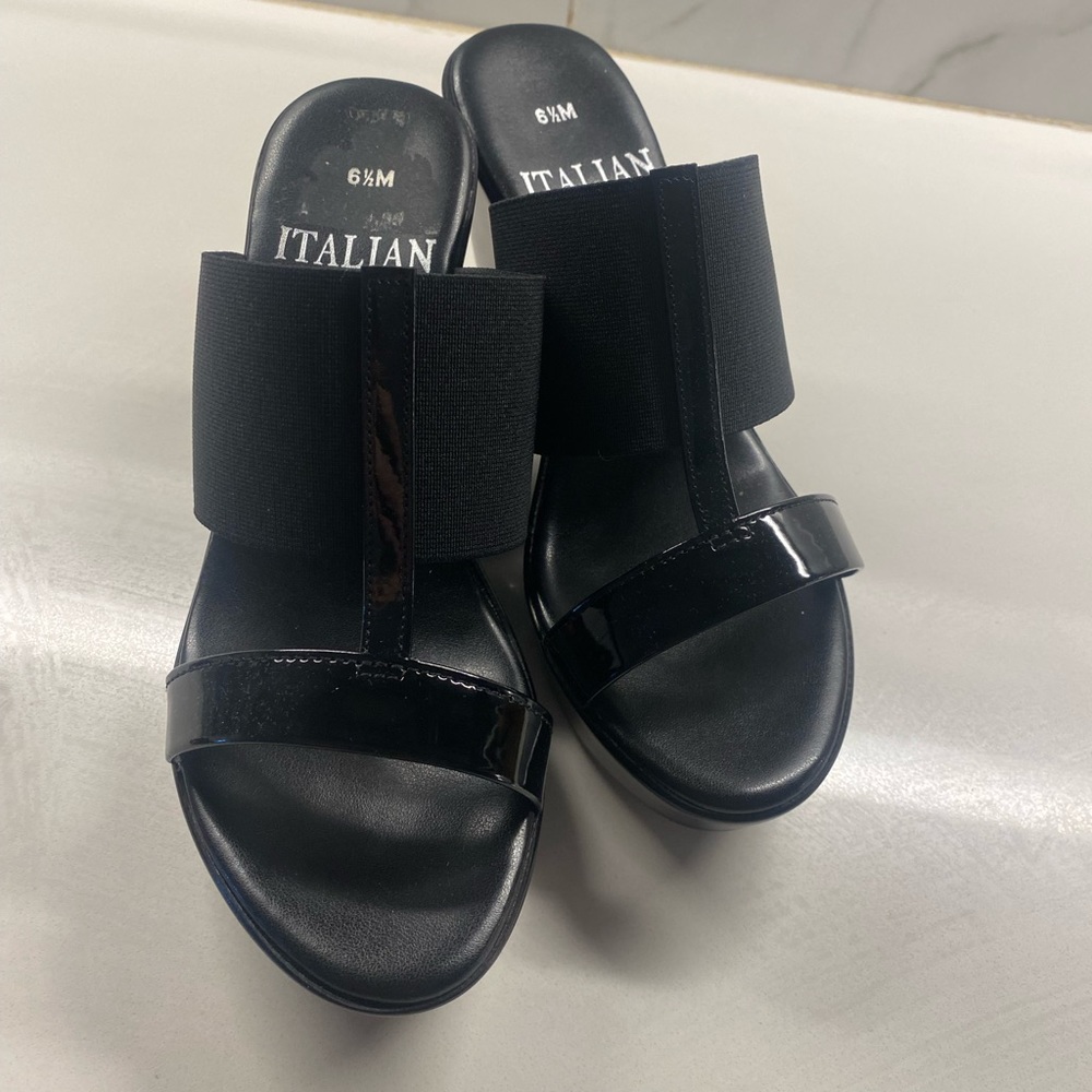 Black platform shoes never worn!